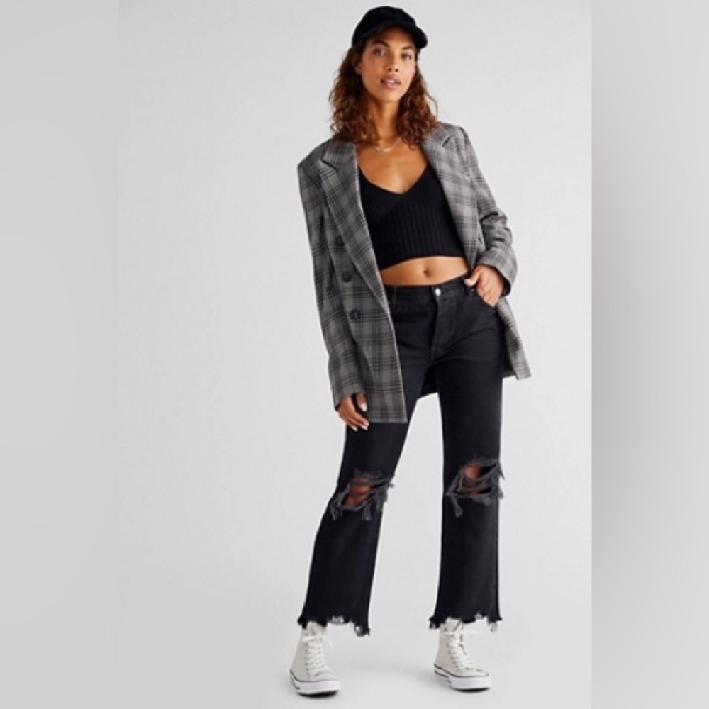 Free People We the Free Maggie Straight Jean in Black Button Fly Destroyed Knees